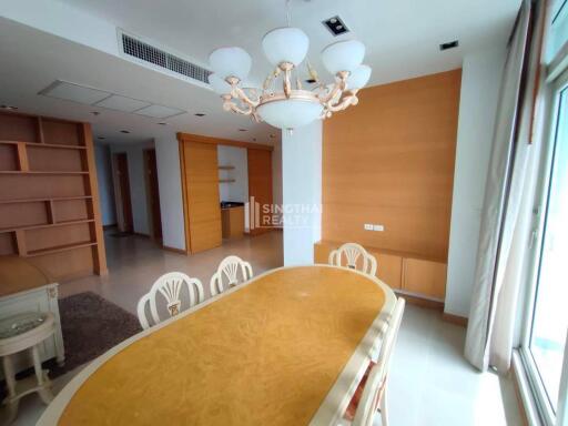 For RENT : The Height / 3 Bedroom / 3 Bathrooms / 166 sqm / 65000 THB [9090354]