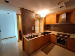 For RENT : The Height / 3 Bedroom / 3 Bathrooms / 166 sqm / 65000 THB [9090354]