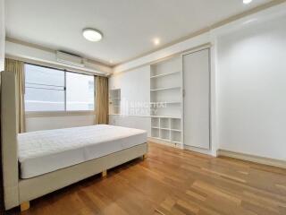 For RENT : KC Court / 2 Bedroom / 2 Bathrooms / 240 sqm / 65000 THB [9330442]