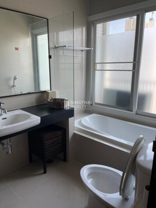 For RENT : Noble Ora / 2 Bedroom / 2 Bathrooms / 158 sqm / 65000 THB [9407704]