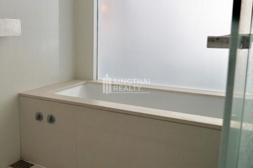 For RENT : The Room Sukhumvit 21 / 2 Bedroom / 2 Bathrooms / 107 sqm / 65000 THB [9541201]