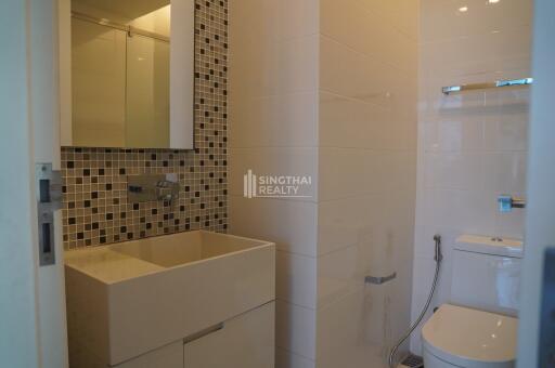 For RENT : The Room Sukhumvit 21 / 2 Bedroom / 2 Bathrooms / 107 sqm / 65000 THB [9541201]