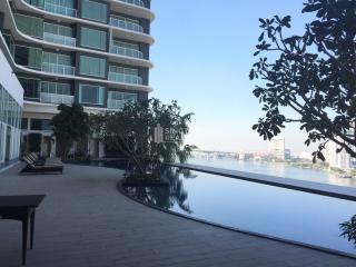 For RENT : Menam Residences / 2 Bedroom / 2 Bathrooms / 100 sqm / 65000 THB [9691012]