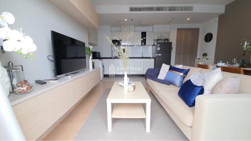 For RENT : HQ by Sansiri / 2 Bedroom / 2 Bathrooms / 75 sqm / 65000 THB [9709805]