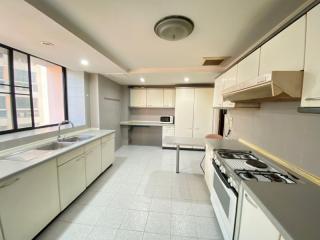 For RENT : President Park Sukhumvit 24 / 3 Bedroom / 4 Bathrooms / 260 sqm / 65000 THB [9793206]