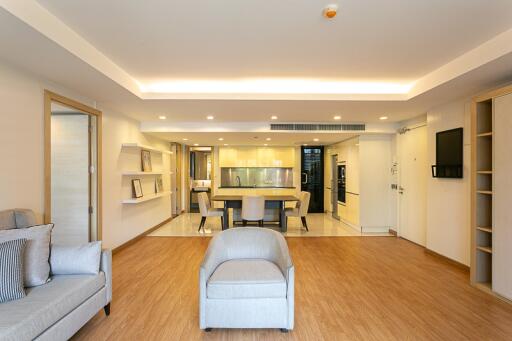 For RENT : L8 Residence / 2 Bedroom / 2 Bathrooms / 145 sqm / 65000 THB [9809591]