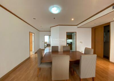 For RENT : Charoenjai place / 3 Bedroom / 3 Bathrooms / 190 sqm / 65000 THB [9989035]