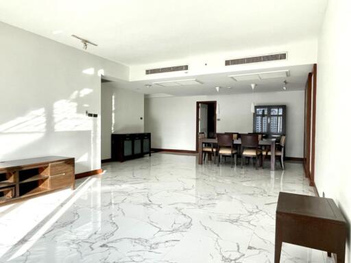 For RENT : All Season Mansion / 2 Bedroom / 2 Bathrooms / 136 sqm / 65000 THB [10019773]