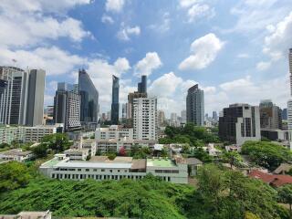 For RENT : Kraam Sukhumvit 26 / 1 Bedroom / 1 Bathrooms / 60 sqm / 65000 THB [10052981]