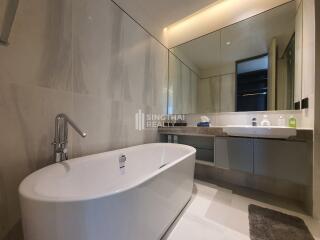 For RENT : Kraam Sukhumvit 26 / 1 Bedroom / 1 Bathrooms / 60 sqm / 65000 THB [10052981]