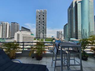 For RENT : Pearl Garden / 3 Bedroom / 3 Bathrooms / 181 sqm / 65000 THB [R10138]