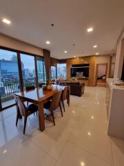 For RENT : The Emporio Place / 2 Bedroom / 3 Bathrooms / 106 sqm / 65000 THB [R10163]