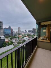 For RENT : The Emporio Place / 2 Bedroom / 3 Bathrooms / 106 sqm / 65000 THB [R10163]