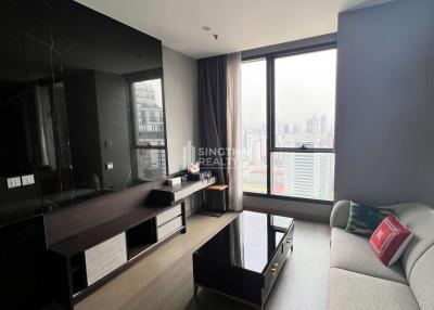 For RENT : The Esse at Singha Complex / 2 Bedroom / 2 Bathrooms / 70 sqm / 65000 THB [R10449]