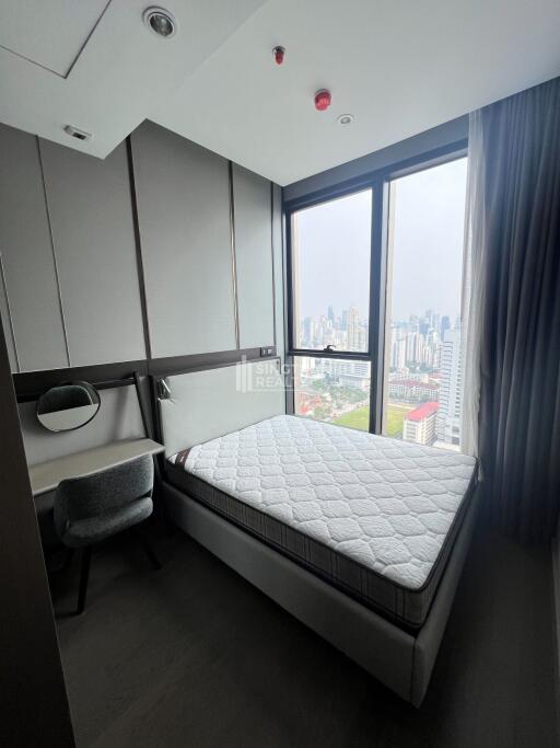 For RENT : The Esse at Singha Complex / 2 Bedroom / 2 Bathrooms / 70 sqm / 65000 THB [R10449]