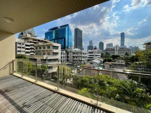 For RENT : The Legend Saladaeng / 2 Bedroom / 2 Bathrooms / 106 sqm / 65000 THB [R10574]