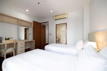 For RENT : The Residence Sukhumvit 24 / 2 Bedroom / 3 Bathrooms / 160 sqm / 73000 THB [9712517]