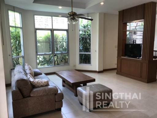 For RENT : House Nana / 3 Bedroom / 3 Bathrooms / 281 sqm / 69000 THB [5459933]