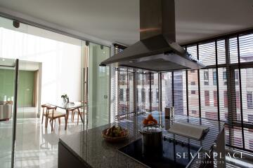 For RENT : Seven Place Executive Residences / 2 Bedroom / 2 Bathrooms / 202 sqm / 75000 THB [10307855]