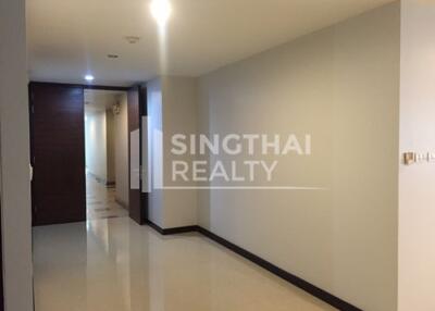 For RENT : Avenue 61 / 3 Bedroom / 3 Bathrooms / 191 sqm / 70000 THB [2868176]