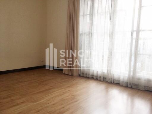 For RENT : CitiSmart Sukhumvit 18 / 3 Bedroom / 3 Bathrooms / 301 sqm / 70000 THB [3401267]