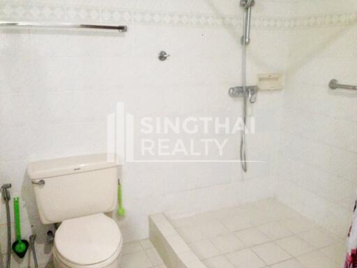 For RENT : Promsuk Condominium / 3 Bedroom / 3 Bathrooms / 321 sqm / 70000 THB [3533390]