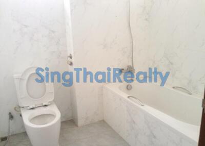 For RENT : Grand Ville House 2 / 3 Bedroom / 2 Bathrooms / 261 sqm / 70000 THB [3654368]