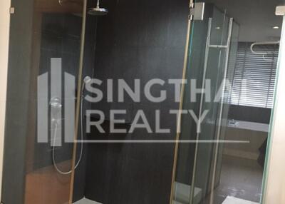 For RENT : Tai Ping Towers / 4 Bedroom / 2 Bathrooms / 253 sqm / 70000 THB [3942227]