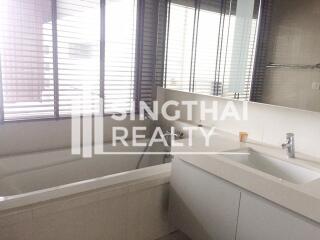 For RENT : Quattro by Sansiri / 2 Bedroom / 2 Bathrooms / 82 sqm / 70000 THB [4018970]