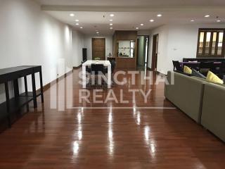 For RENT : Baan Suanpetch / 3 Bedroom / 3 Bathrooms / 266 sqm / 80000 THB [4076348]