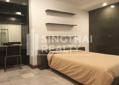 For RENT : Baan Suanpetch / 3 Bedroom / 3 Bathrooms / 266 sqm / 80000 THB [4076348]