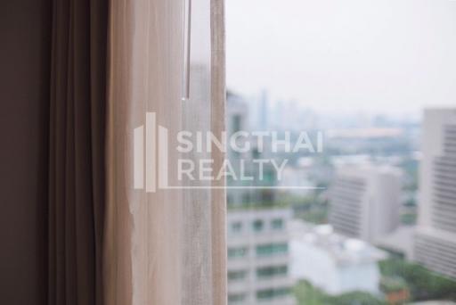 For RENT : Q Langsuan / 2 Bedroom / 2 Bathrooms / 74 sqm / 70000 THB [4422488]