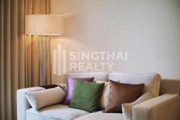 For RENT : Q Langsuan / 2 Bedroom / 2 Bathrooms / 74 sqm / 70000 THB [4422488]