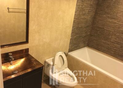 For RENT : Shanti Sadan / 2 Bedroom / 2 Bathrooms / 201 sqm / 70000 THB [5240891]