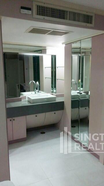 For RENT : The Prestige 49 / 2 Bedroom / 2 Bathrooms / 187 sqm / 70000 THB [5345150]