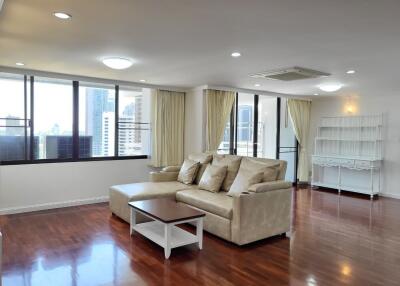 For RENT : Acadamia Grand Tower / 3 Bedroom / 2 Bathrooms / 195 sqm / 70000 THB [5427119]