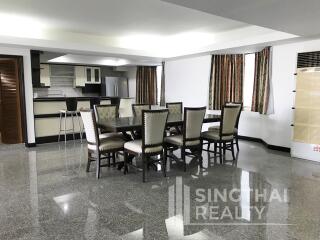 For RENT : Royal Castle / 4 Bedroom / 4 Bathrooms / 221 sqm / 70000 THB [5443370]