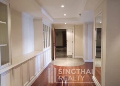 For RENT : Las Colinas / 3 Bedroom / 3 Bathrooms / 213 sqm / 70000 THB [5584700]