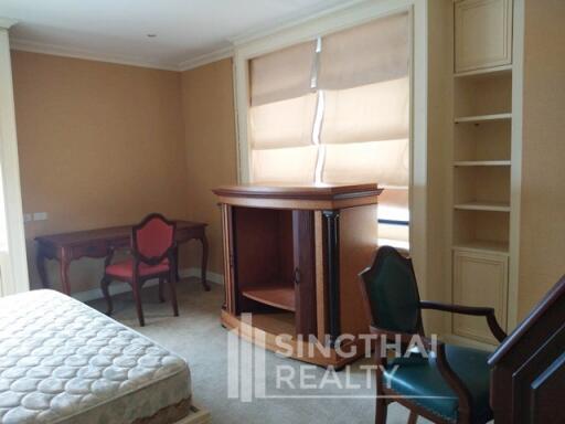 For RENT : Las Colinas / 3 Bedroom / 3 Bathrooms / 213 sqm / 70000 THB [5584700]