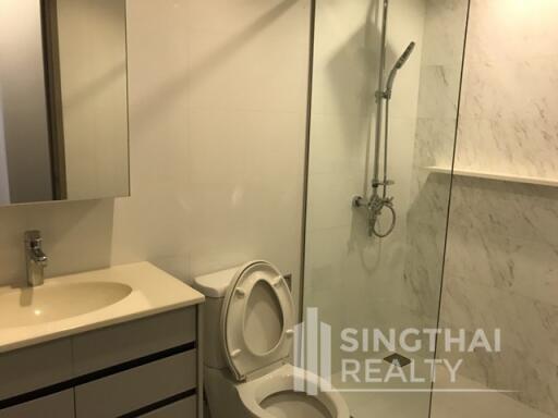 For RENT : HQ by Sansiri / 2 Bedroom / 2 Bathrooms / 80 sqm / 70000 THB [5841968]