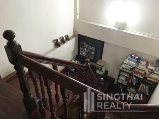 For RENT : House Phromphong / 3 Bedroom / 3 Bathrooms / 281 sqm / 70000 THB [6090250]