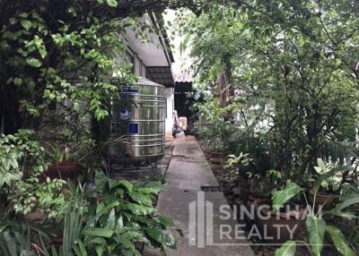 For RENT : House Phromphong / 3 Bedroom / 3 Bathrooms / 281 sqm / 70000 THB [6090250]