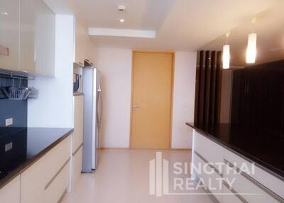 For RENT : Tai Ping Towers / 3 Bedroom / 2 Bathrooms / 253 sqm / 70000 THB [6227874]