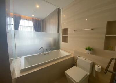 For RENT : The XXXIX by Sansiri / 2 Bedroom / 2 Bathrooms / 88 sqm / 70000 THB [6300607]