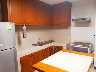 For RENT : Aramvej Apartment / 3 Bedroom / 3 Bathrooms / 301 sqm / 70000 THB [6300477]