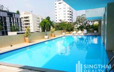 For RENT : Baan Prompong / 2 Bedroom / 3 Bathrooms / 221 sqm / 70000 THB [6633292]