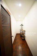 For RENT : Baan Prompong / 2 Bedroom / 3 Bathrooms / 221 sqm / 70000 THB [6633292]