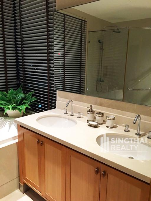 For RENT : The Emporio Place / 2 Bedroom / 2 Bathrooms / 107 sqm / 70000 THB [6629376]