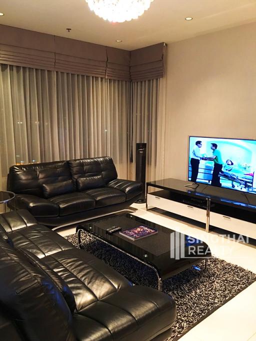 For RENT : The Emporio Place / 2 Bedroom / 2 Bathrooms / 107 sqm / 70000 THB [6629376]