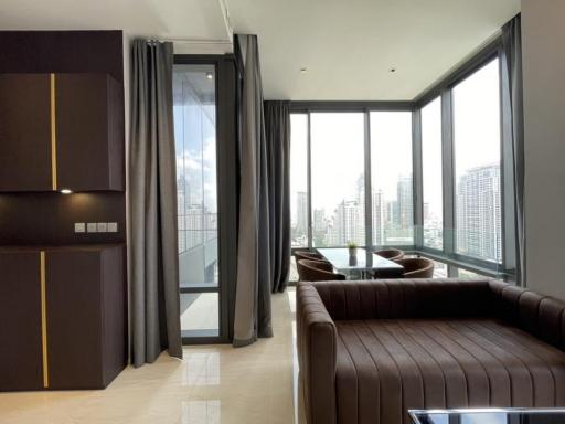 For RENT : Ashton Silom / 2 Bedroom / 2 Bathrooms / 72 sqm / 65000 THB [6809040]